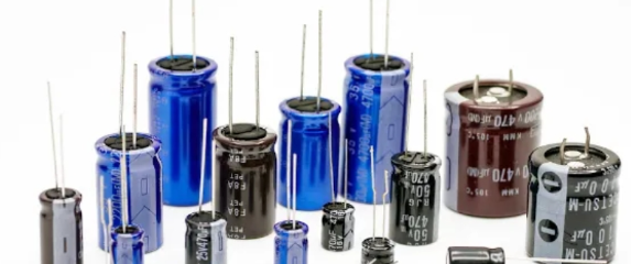 Capacitores Eletroliticos 